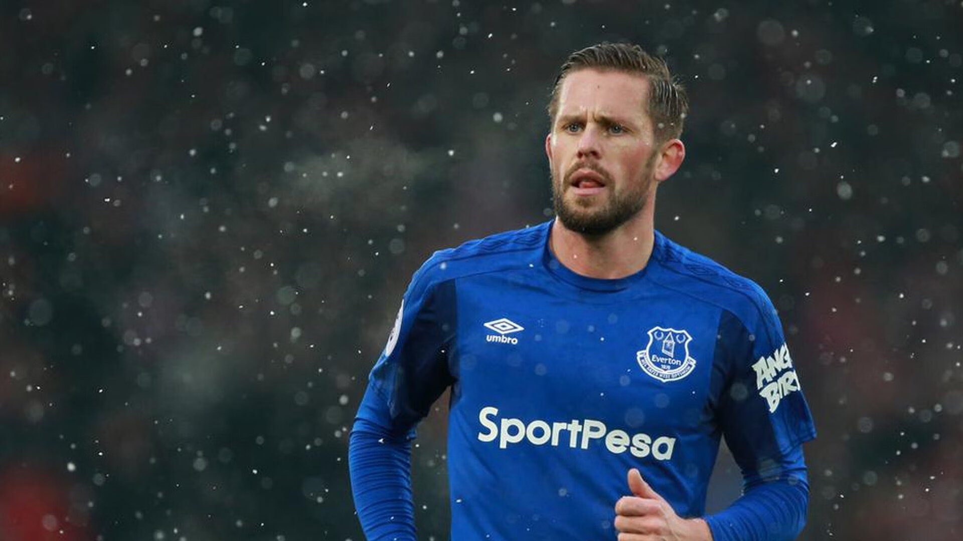 维尼修斯橙色风暴席卷罗马，荷兰式胜利背后的足球哲学革命