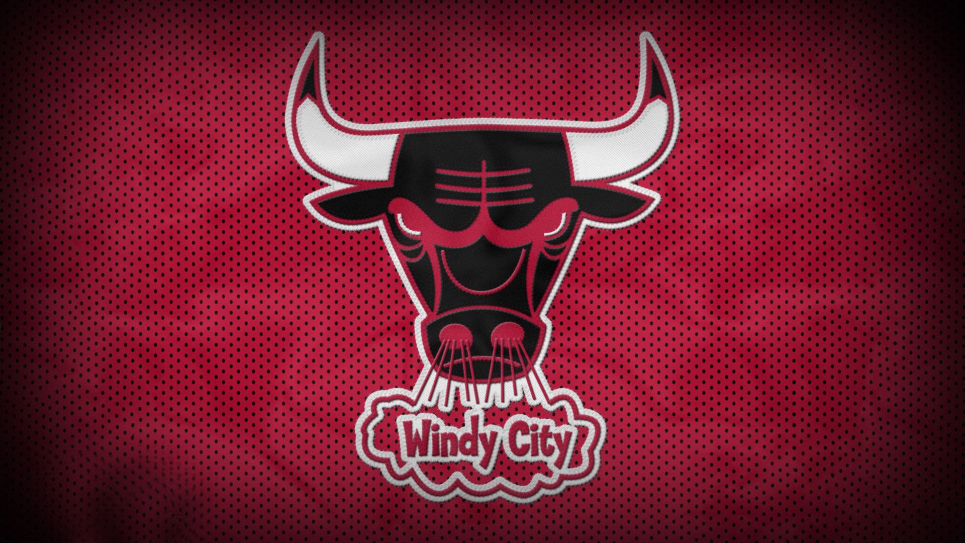 赛道传奇，雷诺险胜阿斯顿马丁，汉密尔顿再创历史