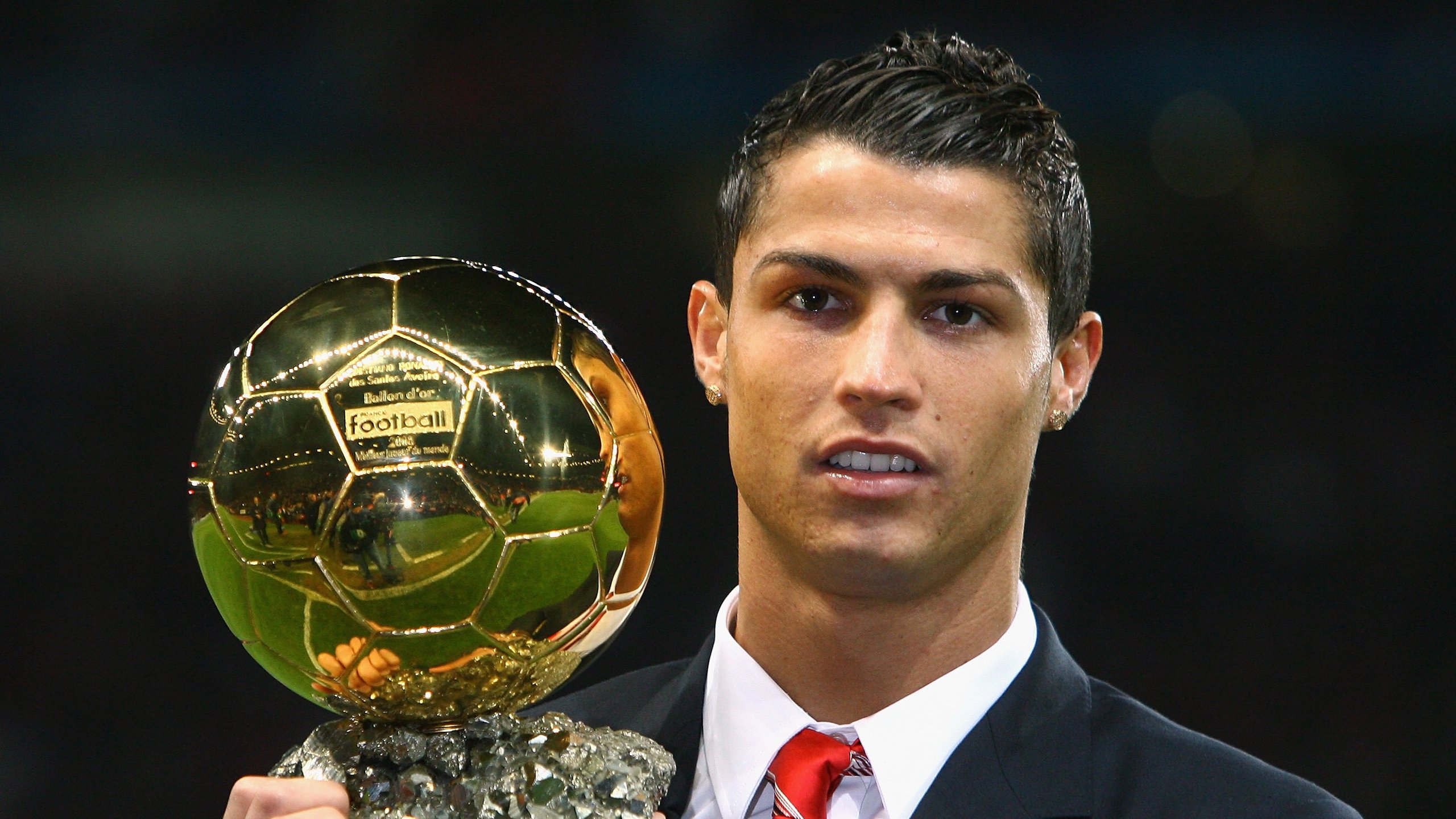 铁血防线铸就历史冷门，巴斯托尼完美发挥助伊拉克强势拿下巴西